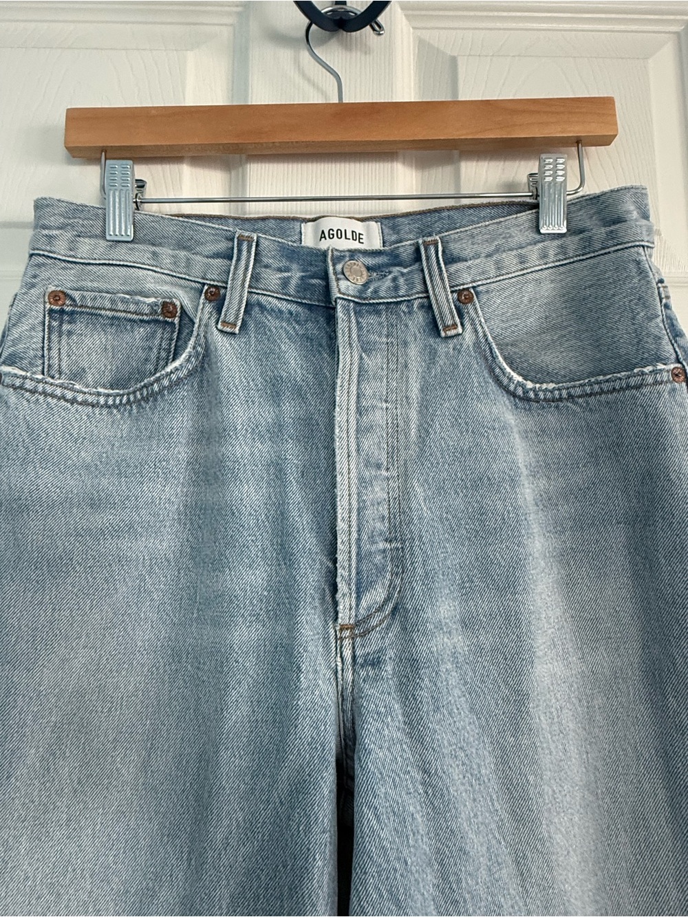 AGOLDE Wide Leg Light Wash Button Fly Jeans NEW Sample Size 27 - Picture 2 of 8